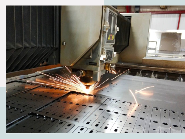 Лазерная резка металла в Щекино от 618 руб.